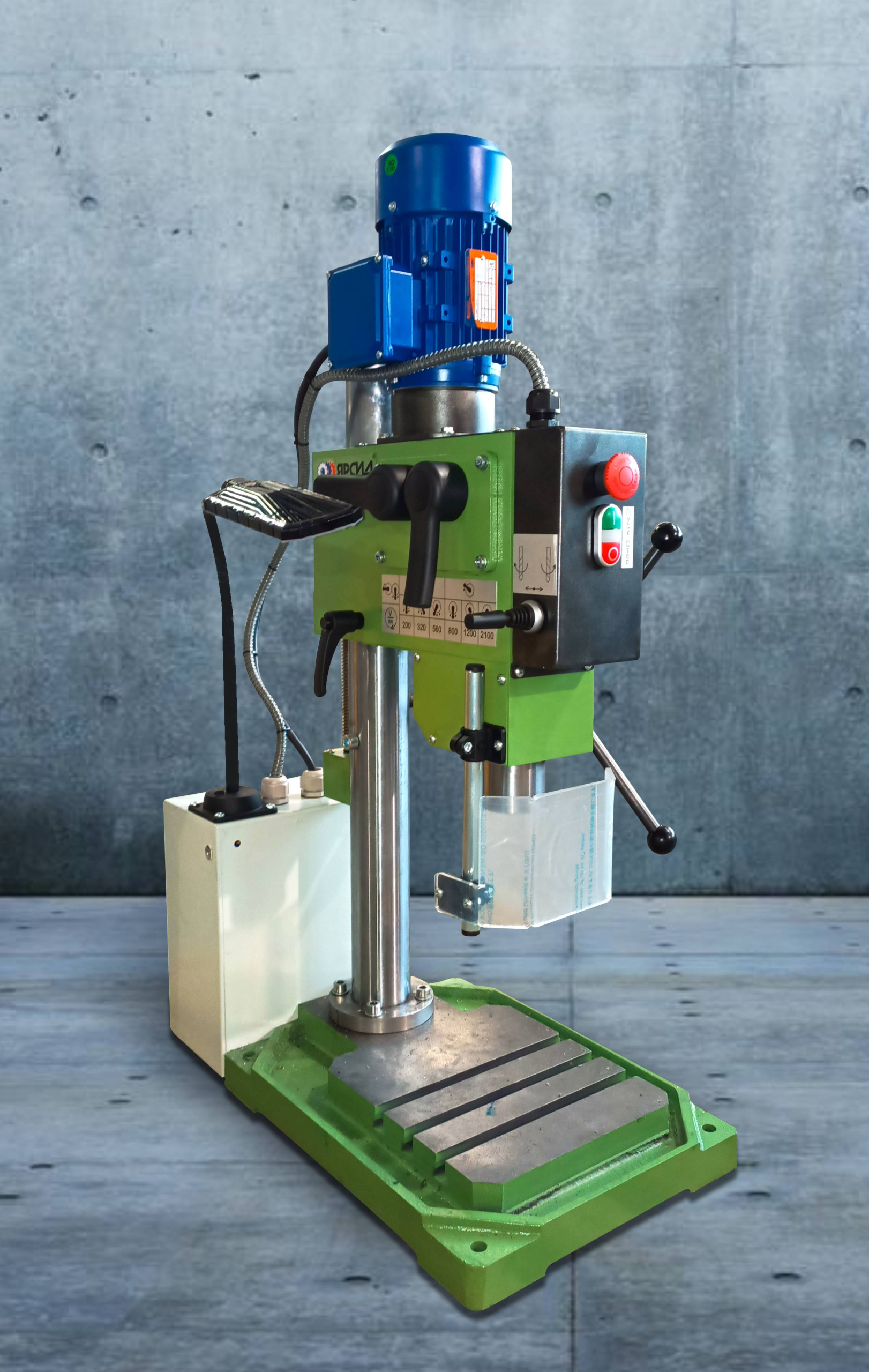 Настольный сверлильный станок 2С118 (ГС2116К)